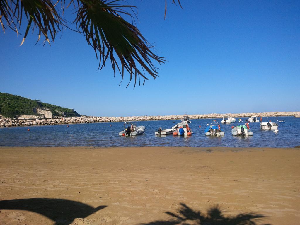 Blu Marine Casa A 10Mt Dalla Spiaggia Peschici Exterior foto